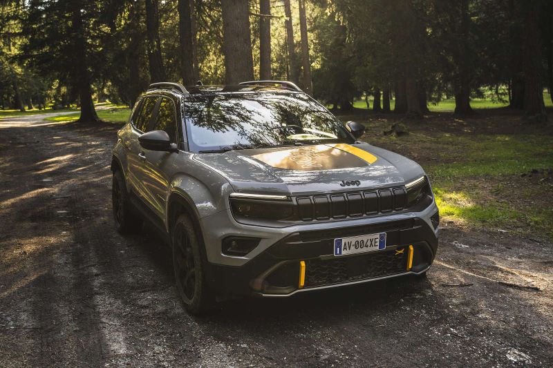 Нові ексклюзивні версії Jeep Avenger 4xe вже в Україні