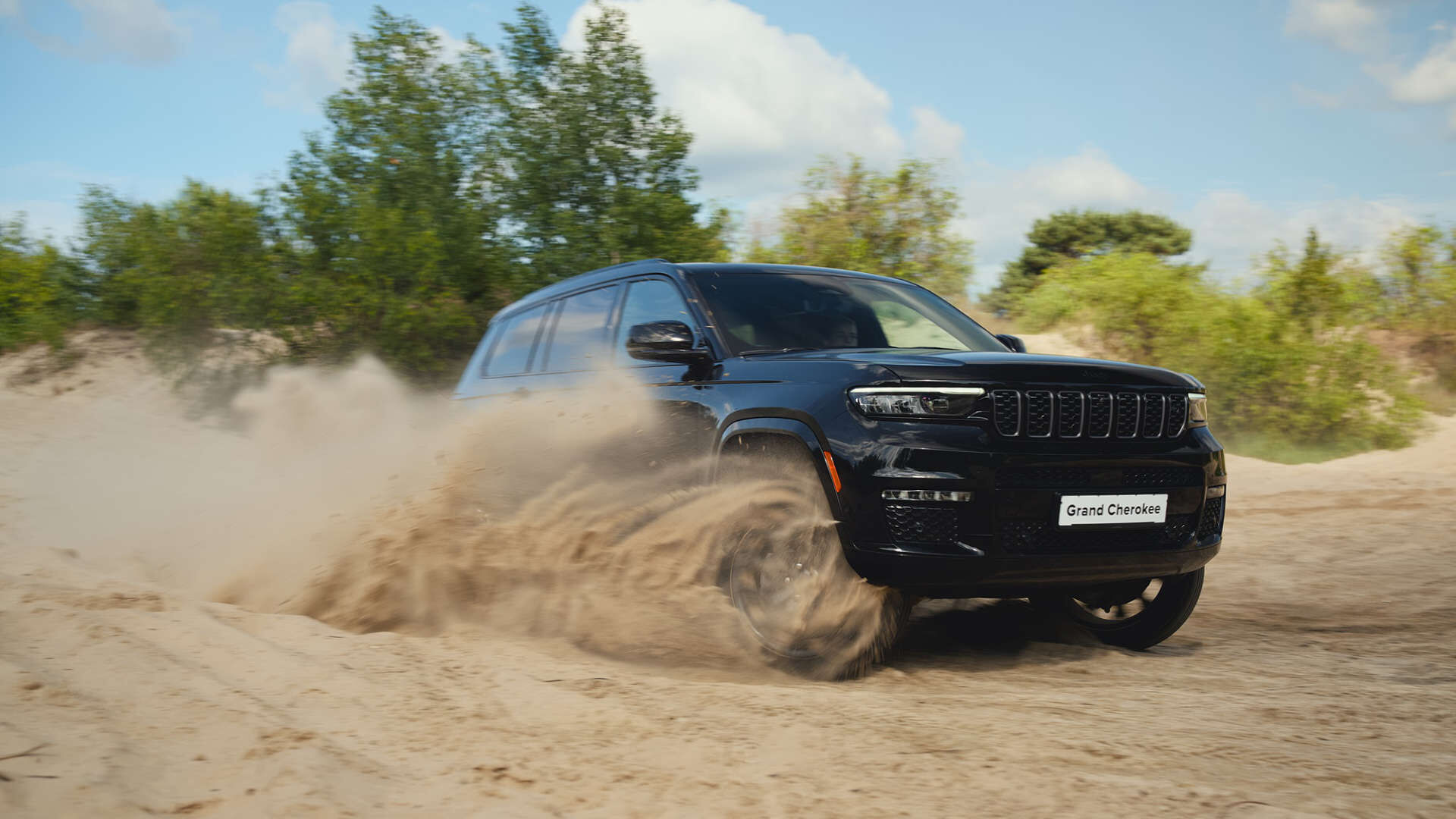 Спеціальна пропозиція на Jeep Grand Cherokee L: максимальна комплектація та комфорт — за максимально вигідною ціною!